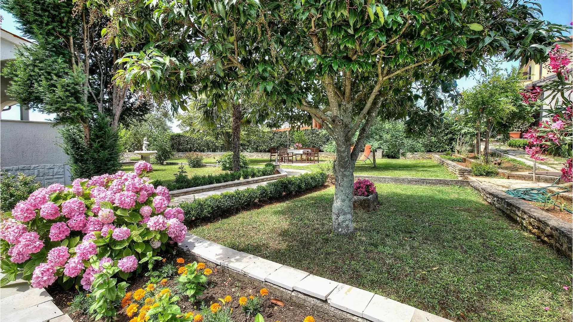 Amazing Apartment In Porec With Wifi